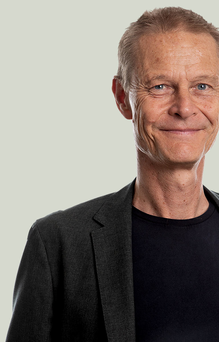 <h1>JES SCHWARTZ</h1>